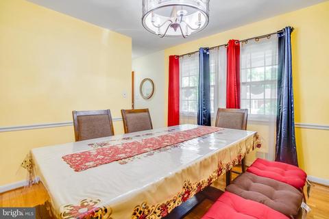8505 Magnolia Dr, Lanham, MD 20706 photo 23