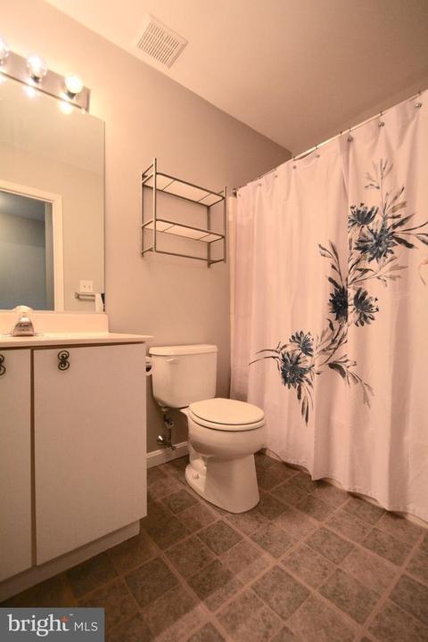6014 Bridgepointe Dr, Chester, MD 21619 photo 31