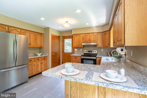 215 Roe Rd, Barclay, MD 21607 photo 9