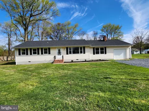 112 Maryland Rd, Stevensville, MD 21666
