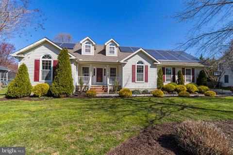 111 Bay Meadows Ln, Stevensville, MD 21666