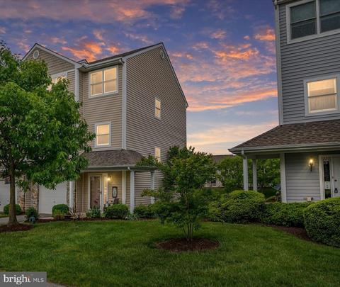 306 Blenny Ln, Chester, MD 21619