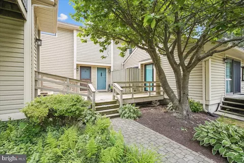17 Mariners Way # a, Stevensville, MD 21666