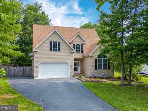 302 Larch Pl, Stevensville, MD 21666