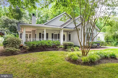 905 Buckingham Dr, Stevensville, MD 21666