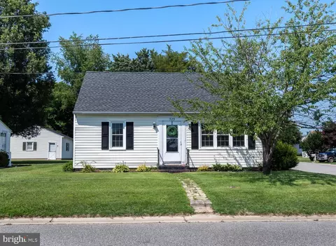 323 Holly St, Centreville, MD 21617