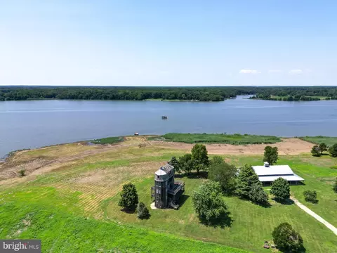 405 Lands End Rd, Centreville, MD 21617