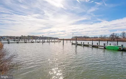 5 D Mariners Way #4, Stevensville, MD 21666