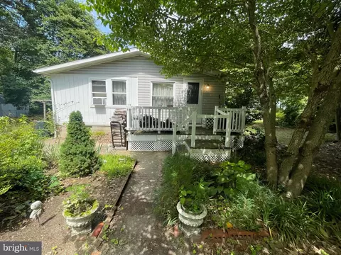 131 E Step Rd, Chestertown, MD 21620
