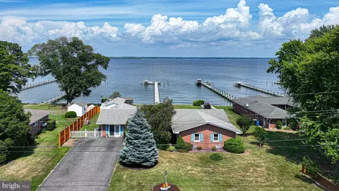 1507 Calvert Rd, Chester, MD 21619