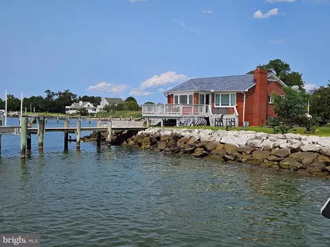 145 Beach Rd, Stevensville, MD 21666