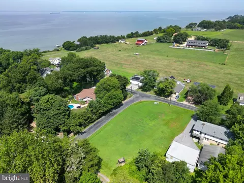 Kentmorr Road, Stevensville, MD 21666
