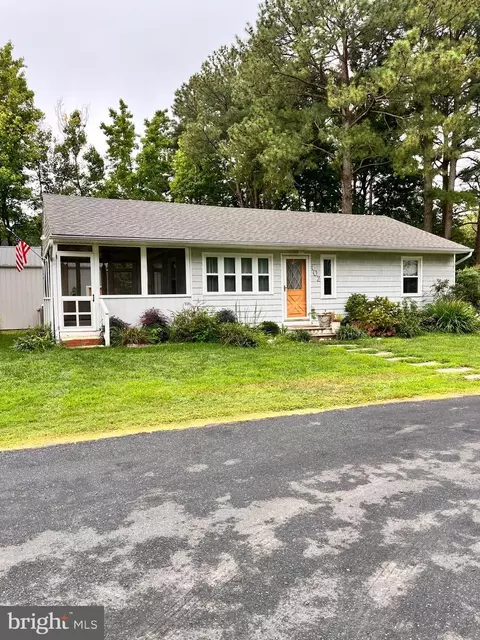 402 Kent Rd, Stevensville, MD 21666