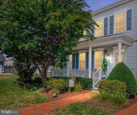 201 Gibson Cir, Chester, MD 21619