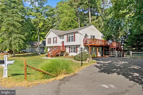 2015 Stevens Dr, Chester, MD 21619 photo 2