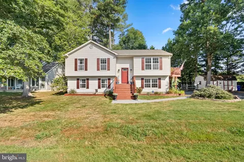 2015 Stevens Dr, Chester, MD 21619