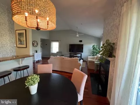 409 Merganser Ct #E, Chester, MD 21619 photo 10