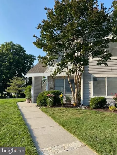 409 Merganser Ct #E, Chester, MD 21619 photo 2
