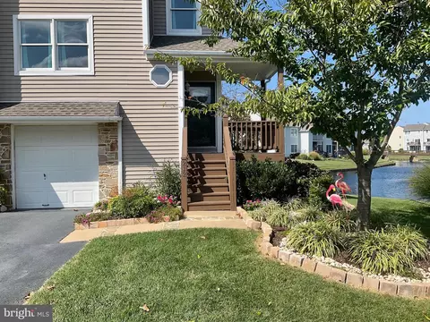 212 Ringneck Ct, Chester, MD 21619