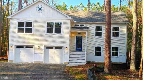 120 Touhey Dr, Stevensville, MD 21666