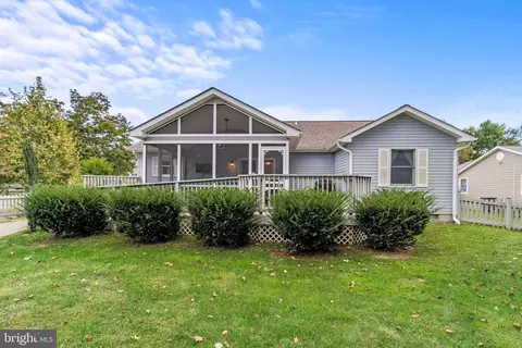 410 Calvert Rd, Stevensville, MD 21666