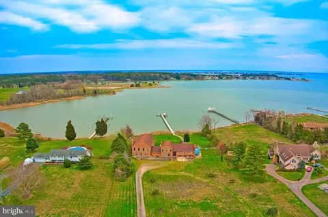 237 Shipping Creek Dr, Stevensville, MD 21666