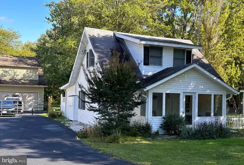 118 Dundee Ave, Chester, MD 21619