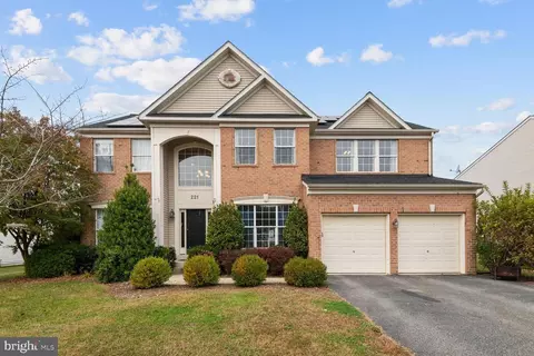 221 N Field Way, Centreville, MD 21617