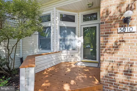 5010 Bridgepointe Dr, Chester, MD 21619 photo 3