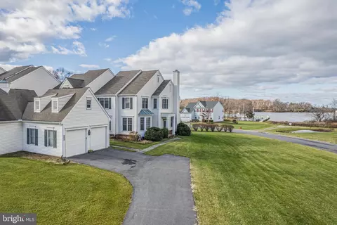 102 Long Dr, Queenstown, MD 21658