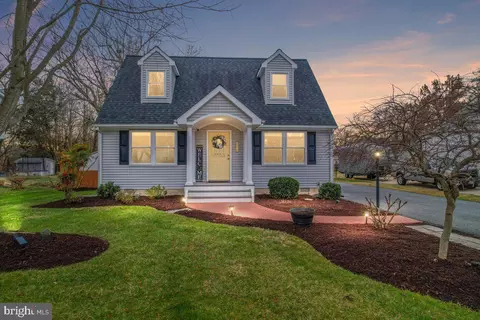 1816 Stevens Dr, Chester, MD 21619