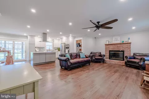 Living - 103 Old Point Rd, Chester, MD 21619 photo 4 of 5