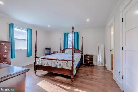 Bedroom - 103 Old Point Rd, Chester, MD 21619 photo 1 of 8