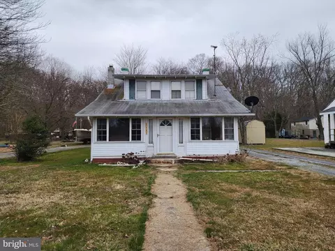 1127 Little Creek Rd, Chester, MD 21619