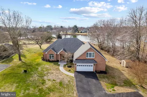 214 Windward Cove Ct S, Grasonville, MD 21638