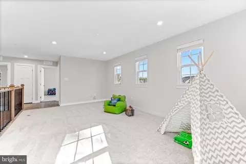 Living - 126 Pixie Ct, Grasonville, MD 21638 photo 5 of 5