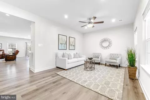 Living - 126 Pixie Ct, Grasonville, MD 21638 photo 1 of 5