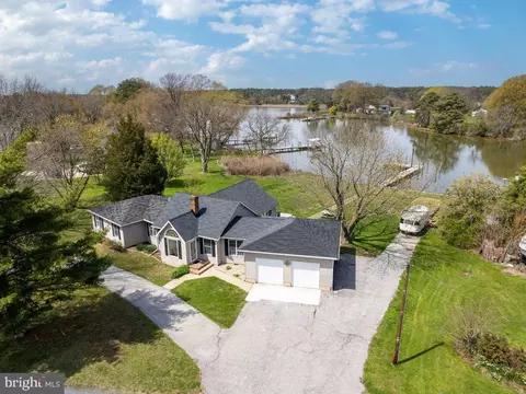 1308 Saint Marys Rd, Chester, MD 21619