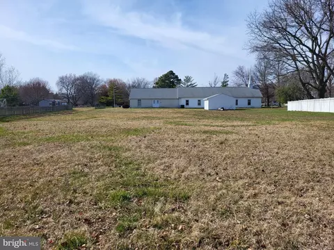 Cox Neck Road, Chester, MD 21619