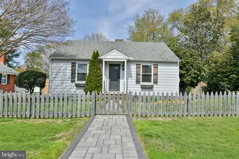 209 Oak St, Centreville, MD 21617