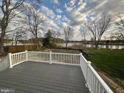 122 N Lake Dr # A, Stevensville, MD 21666