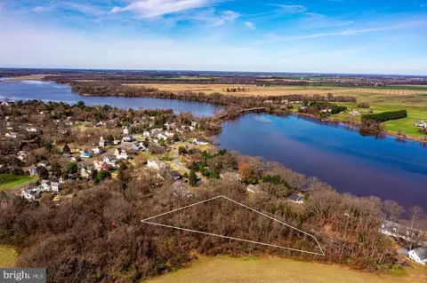 220 Shoals Rd, Crumpton, MD 21628