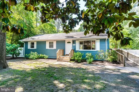 729 Rosin Dr, Chestertown, MD 21620