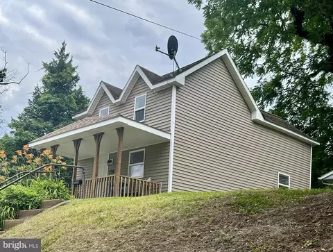 334 S Commerce St, Centreville, MD 21617