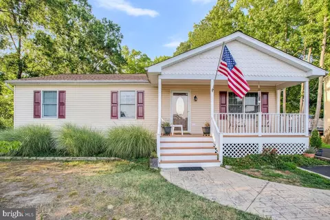 1903 Chester Dr, Chester, MD 21619
