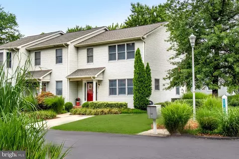 300 Drake Tail Pl, Chester, MD 21619