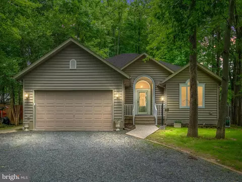 812 Petinot Pl, Stevensville, MD 21666