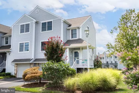 307 Schooner Way #42, Chester, MD 21619