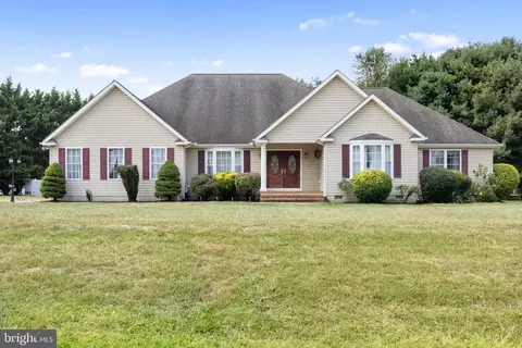 126 Hilltop Dr, Chestertown, MD 21620