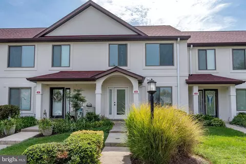 30 F Queen Mary Ct, Chester, MD 21619